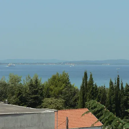 Sestan Apartamento