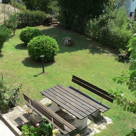 Апартаменти Sestan