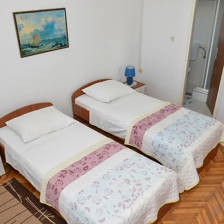 Sestan Apartmán